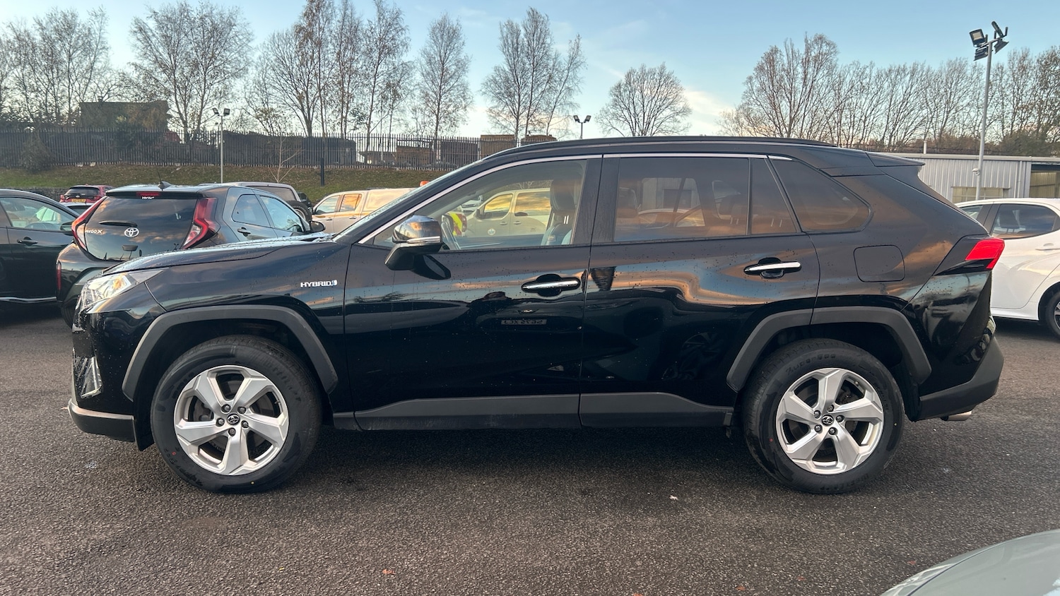 Used Toyota RAV4 2019 for sale - 76427768: Photo 17