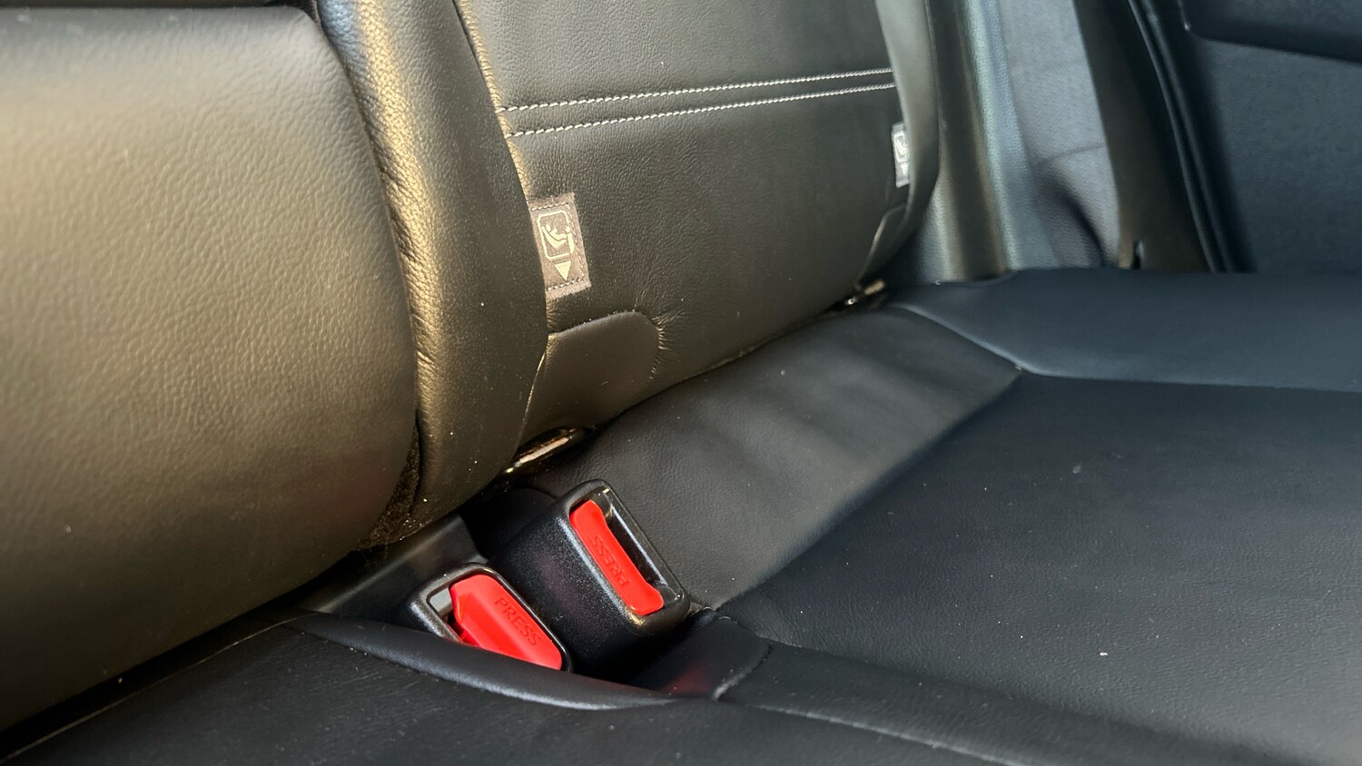 Used Toyota RAV4 2019 for sale - 76427768: Photo 27