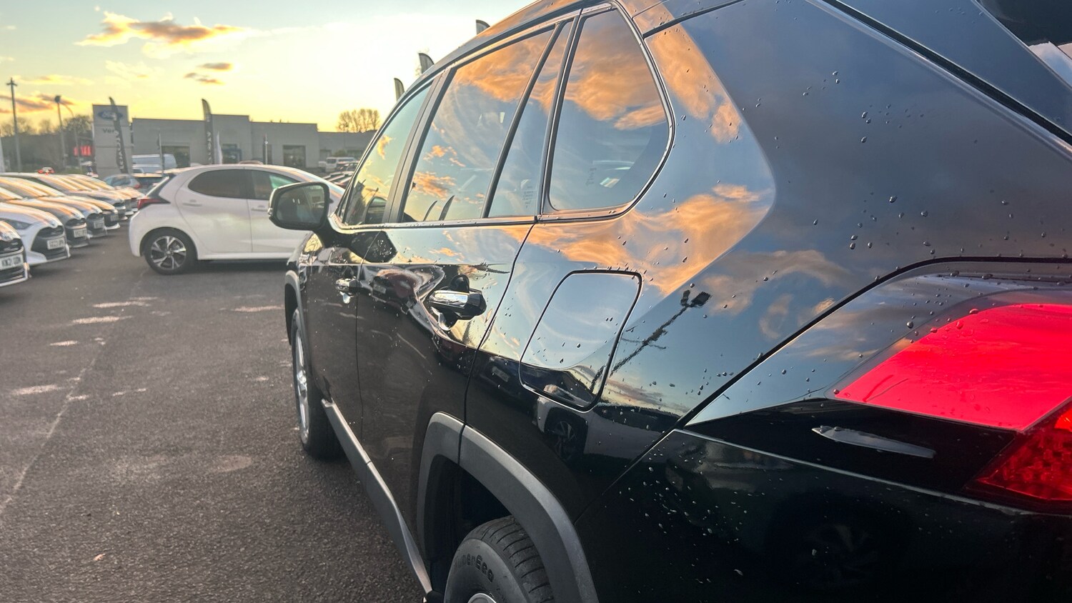 Used Toyota RAV4 2019 for sale - 76427768: Photo 31