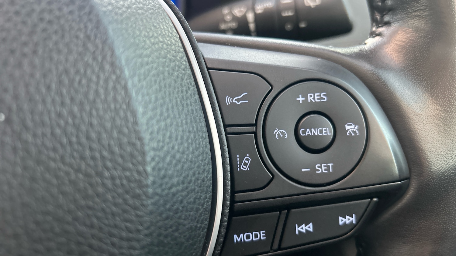 Used Toyota RAV4 2019 for sale - 76427768: Photo 36