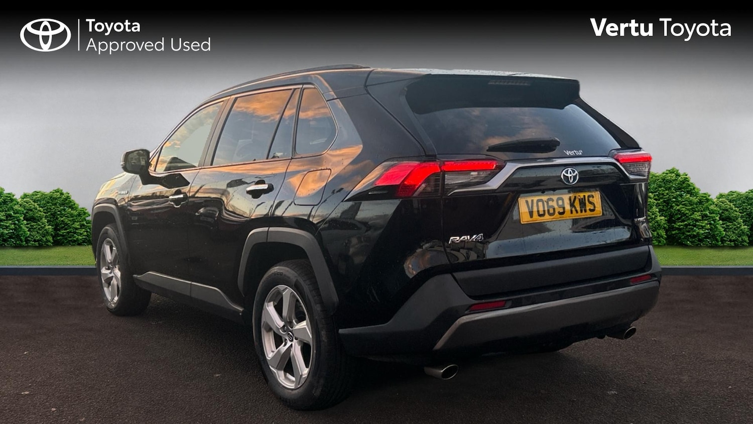 Used Toyota RAV4 2019 for sale - 76427768: Photo 4
