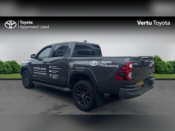 Used Toyota Hilux 2025 for sale - 75314112: Photo