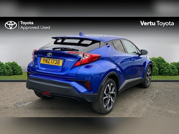 Used Toyota C-HR 2018 for sale - 77572653: Photo