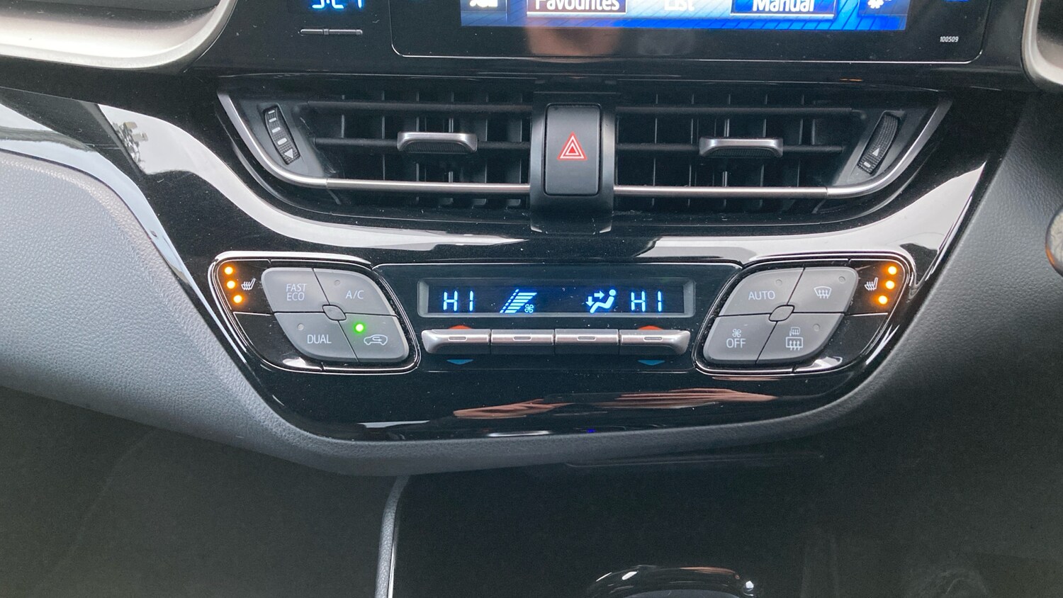 Used Toyota C-HR 2018 for sale - 77572653: Photo 40