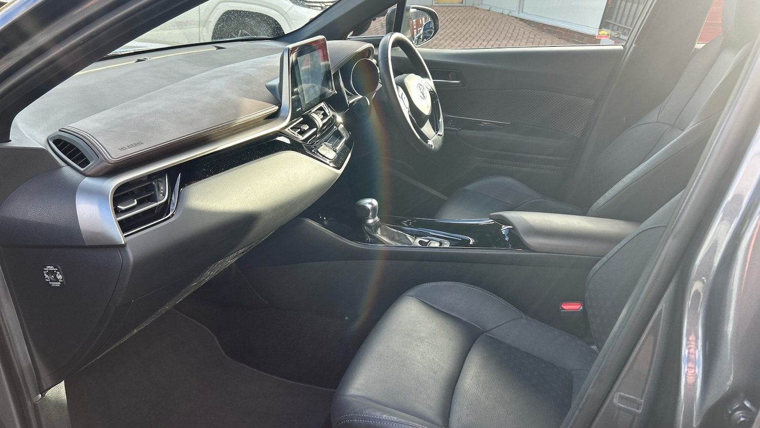 Used Toyota C-HR 2019 for sale - 76181280: Photo 10