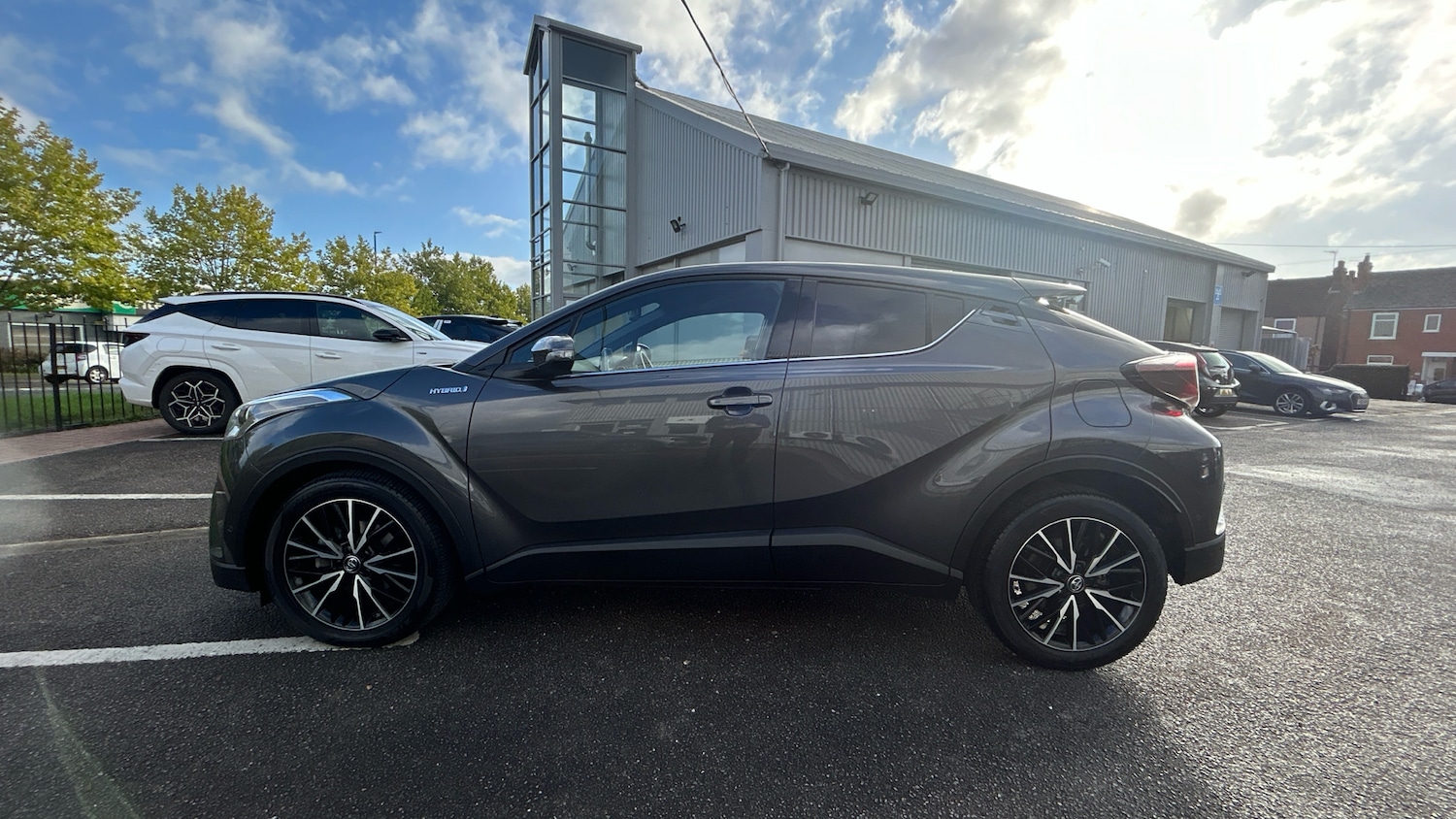 Used Toyota C-HR 2019 for sale - 76181280: Photo 17