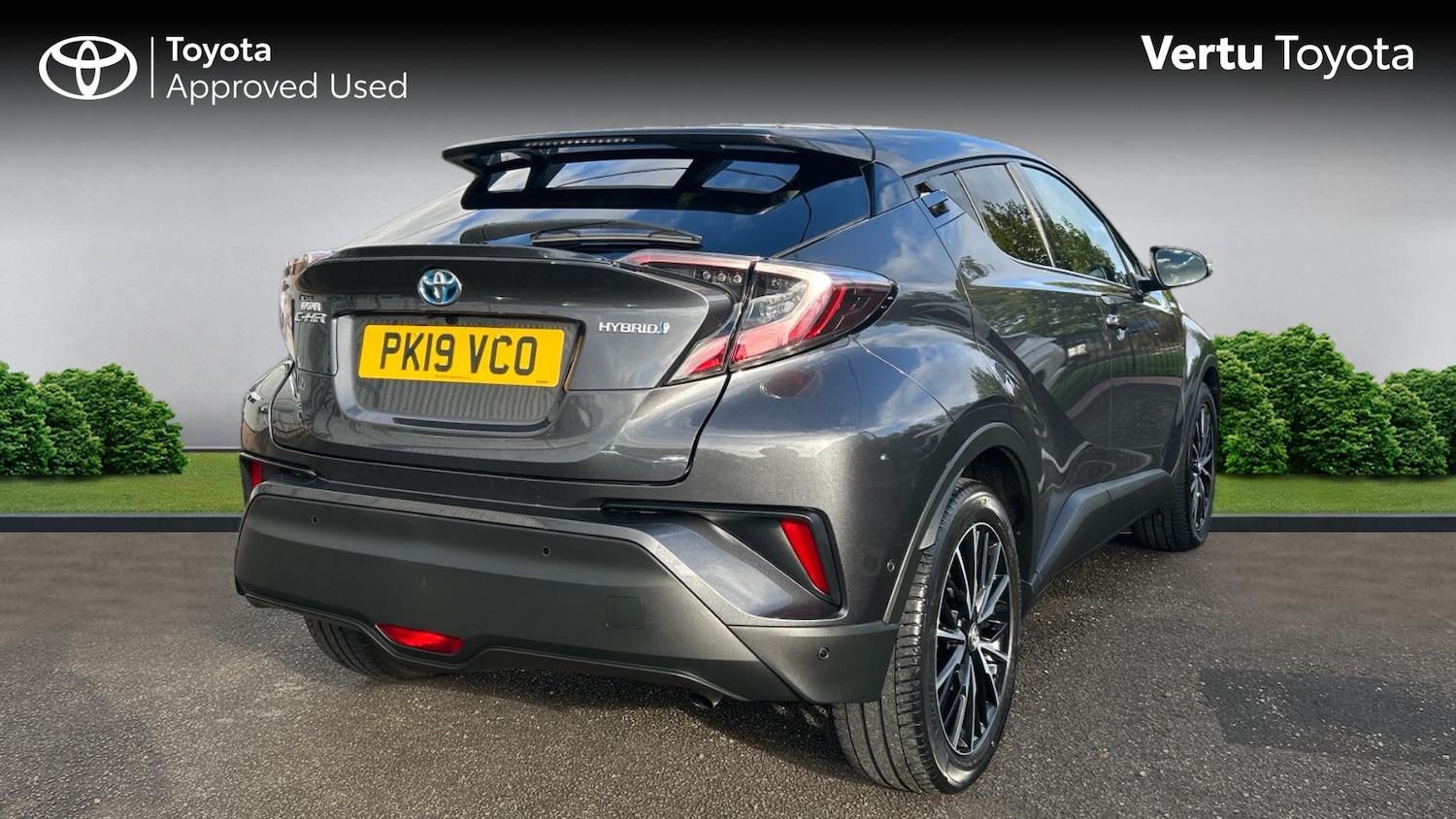 Used Toyota C-HR 2019 for sale - 76181280: Photo 2
