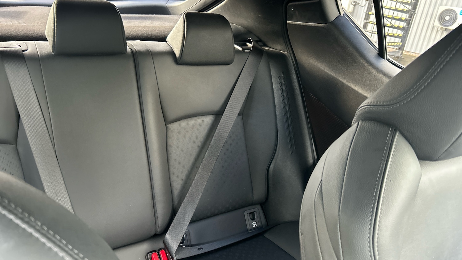 Used Toyota C-HR 2019 for sale - 76181280: Photo 25