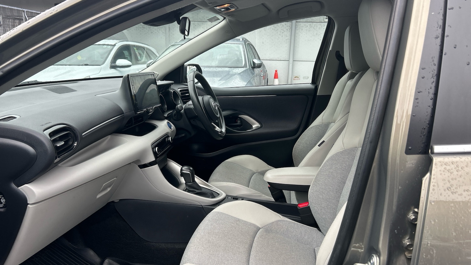 Used Toyota Yaris 2023 for sale - 76064151: Photo 10