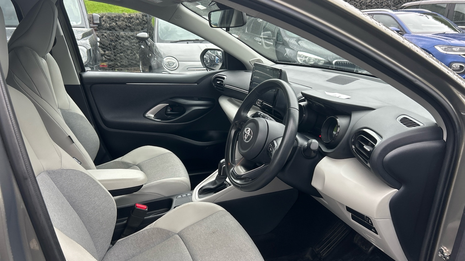 Used Toyota Yaris 2023 for sale - 76064151: Photo 11