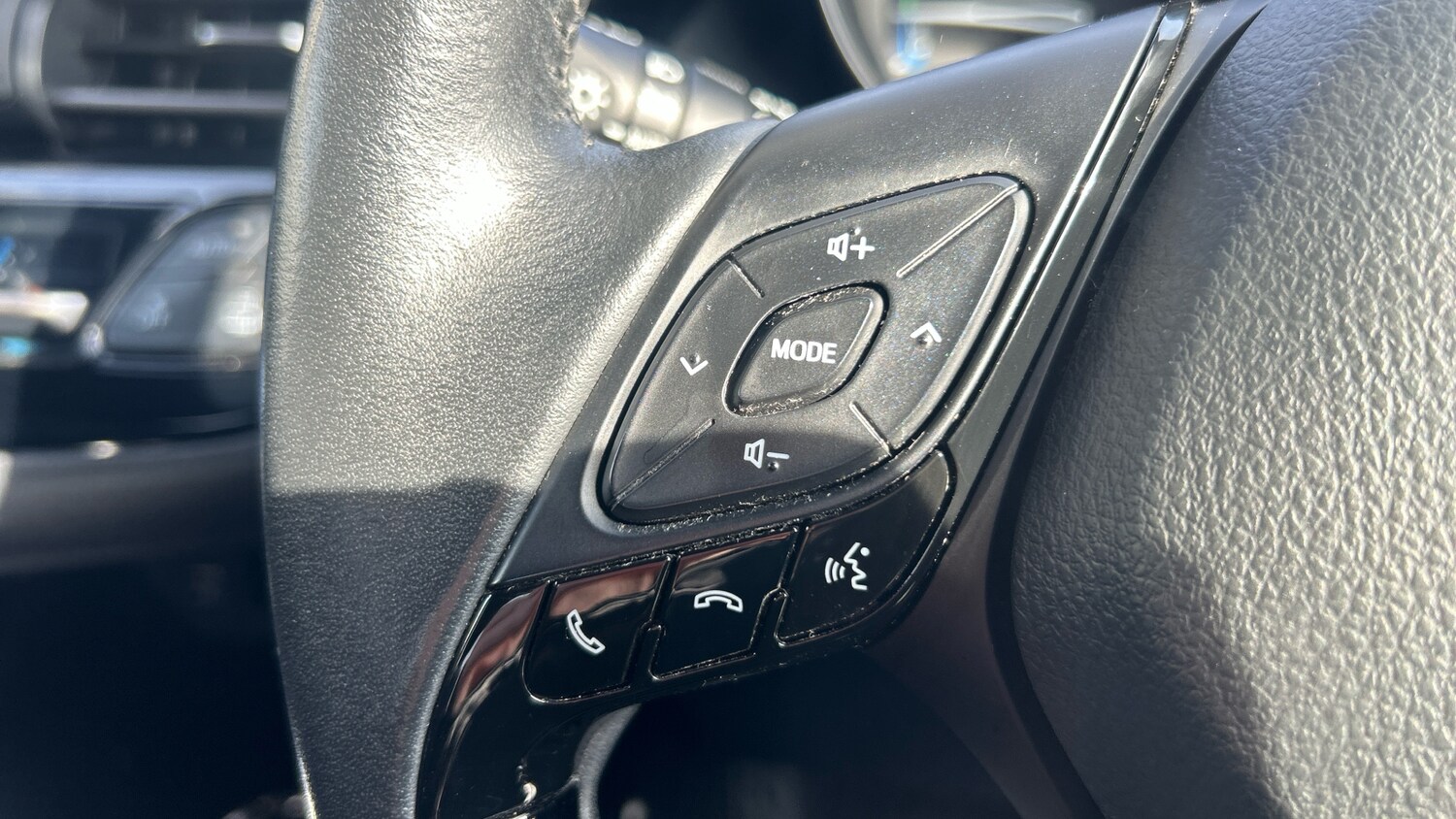 Used Toyota C-HR 2020 for sale - 77997423: Photo 33