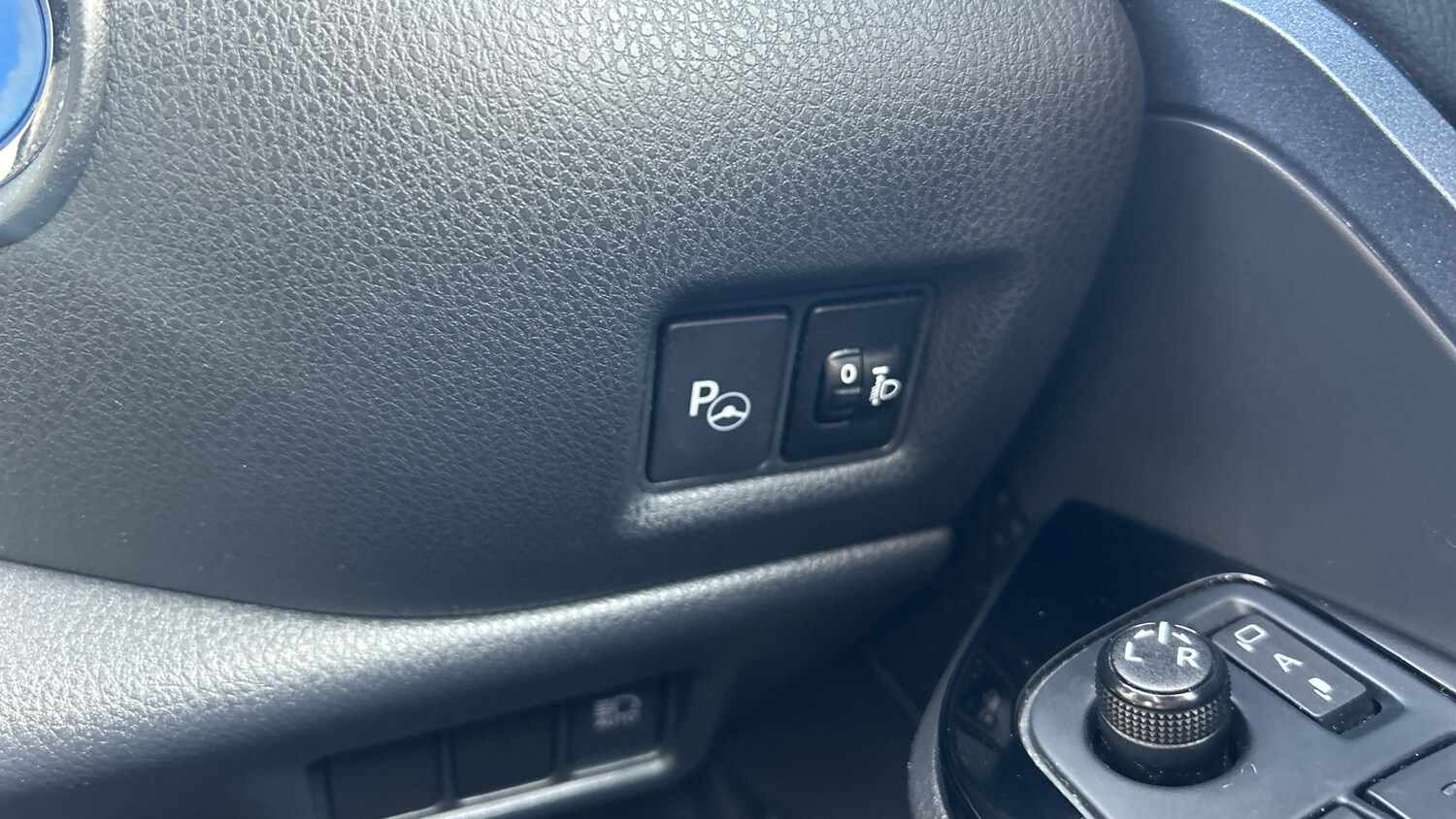 Used Toyota C-HR 2020 for sale - 77997423: Photo 38