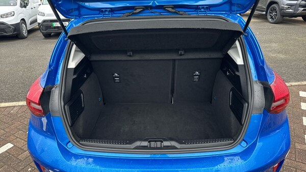 Used Ford Focus 2022 for sale - 76234583: Photo 14