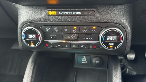 Used Ford Focus 2022 for sale - 76234583: Photo 32