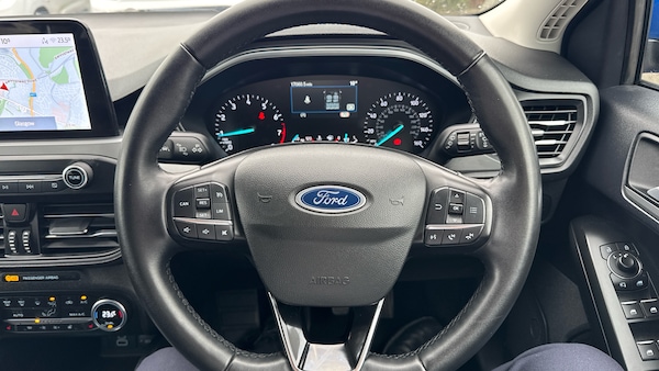 Used Ford Focus 2022 for sale - 76234583: Photo 8