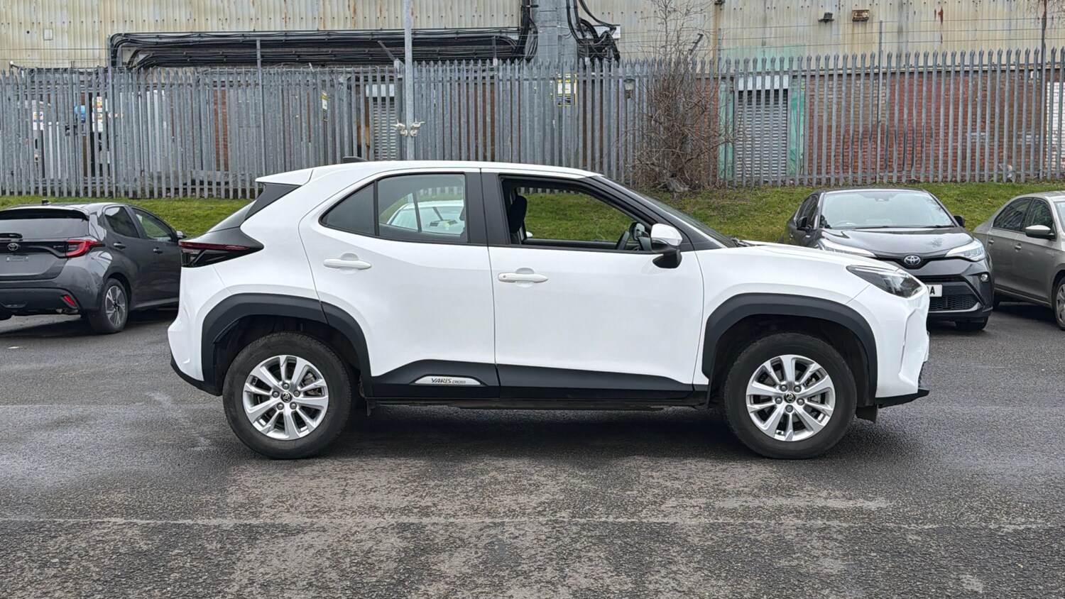 Used Toyota Yaris Cross 2025 for sale - 78025229: Photo 16