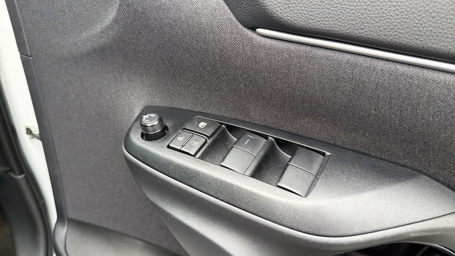 Used Toyota Yaris Cross 2025 for sale - 78025229: Photo 29