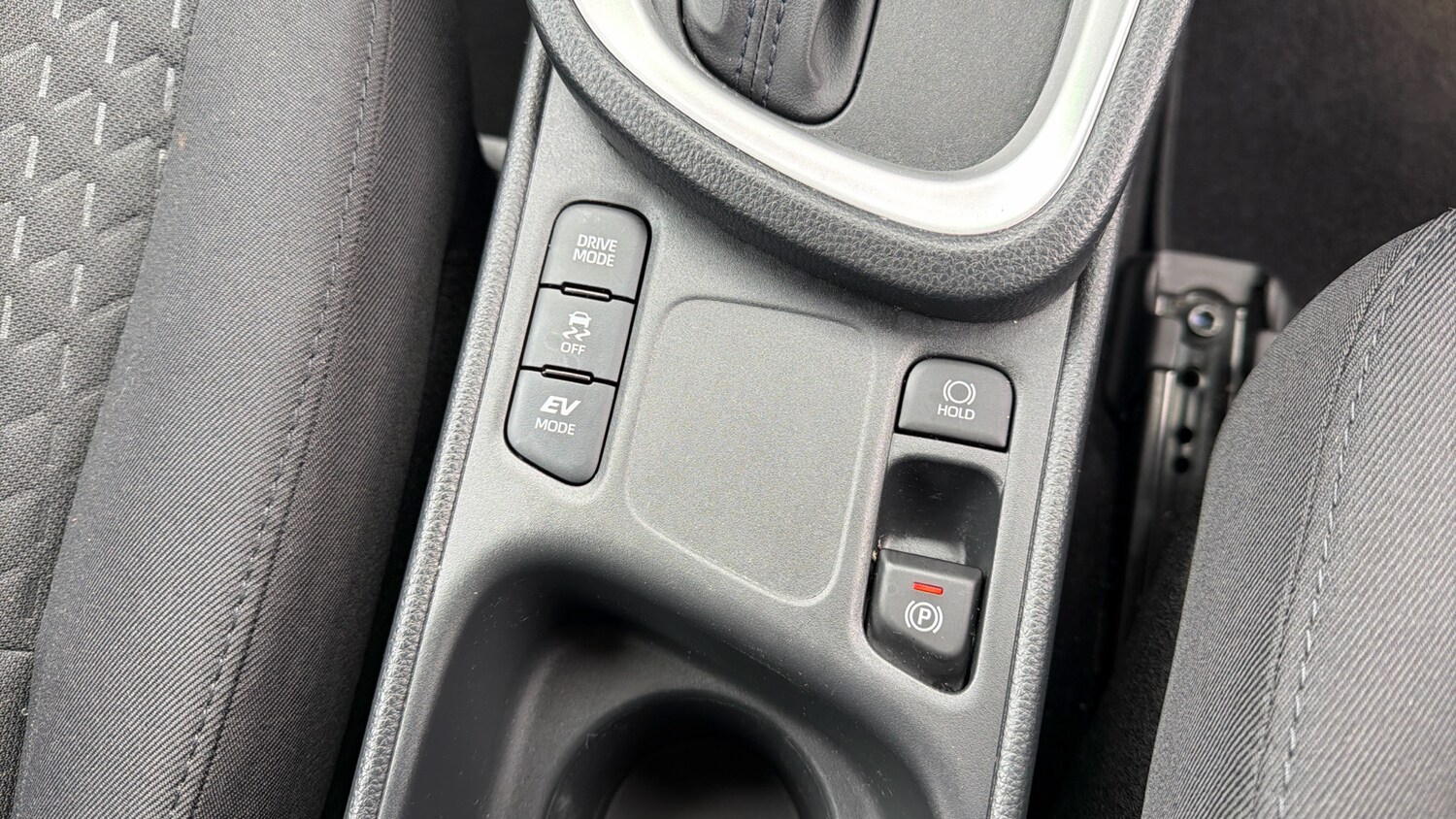 Used Toyota Yaris Cross 2025 for sale - 78025229: Photo 38