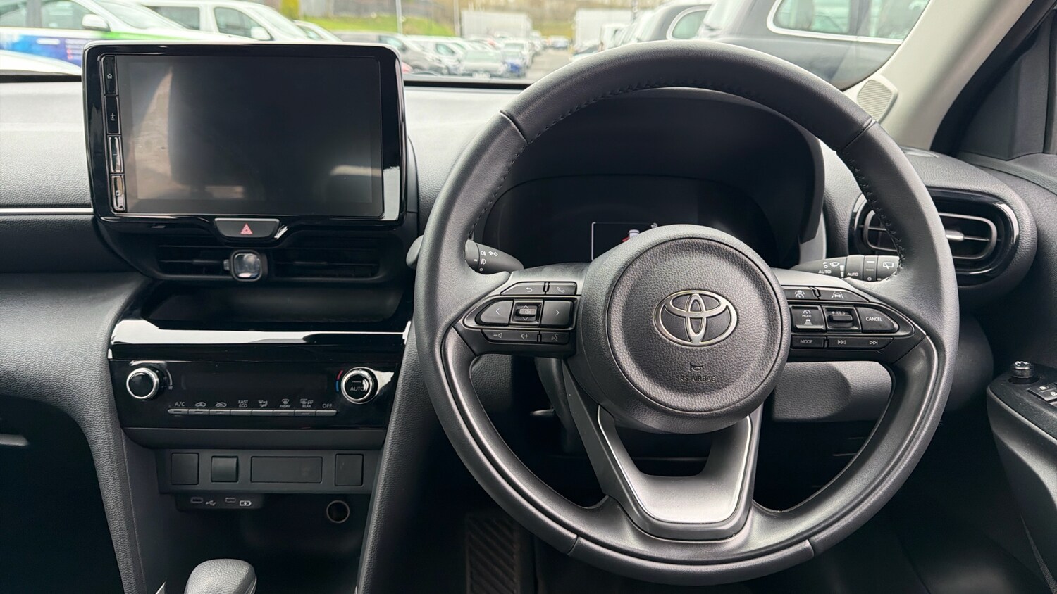 Used Toyota Yaris Cross 2025 for sale - 78025229: Photo 6