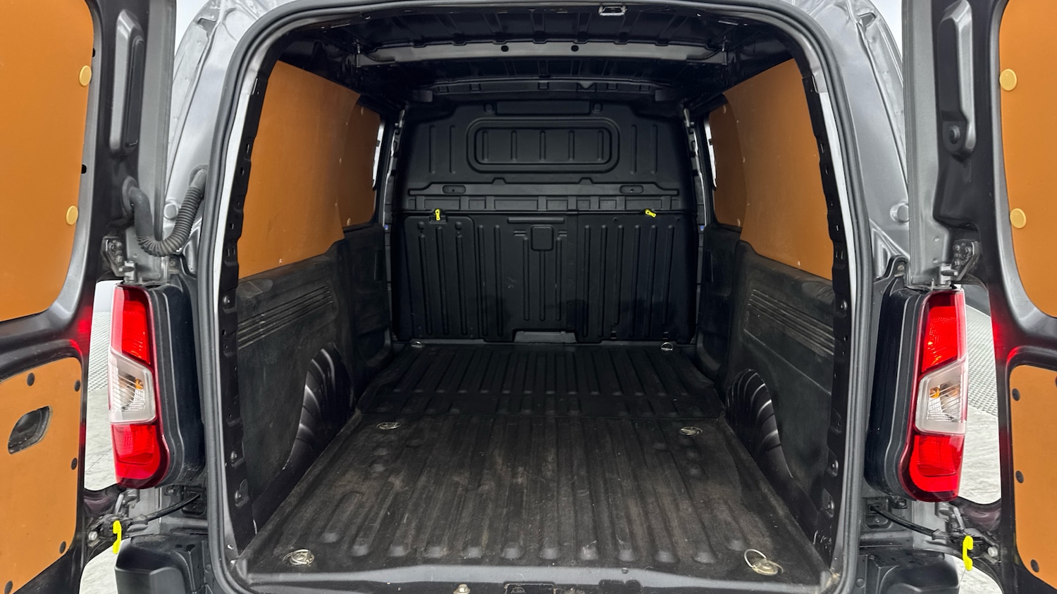 Used Toyota ProAce 2022 for sale - 77883716: Photo 14