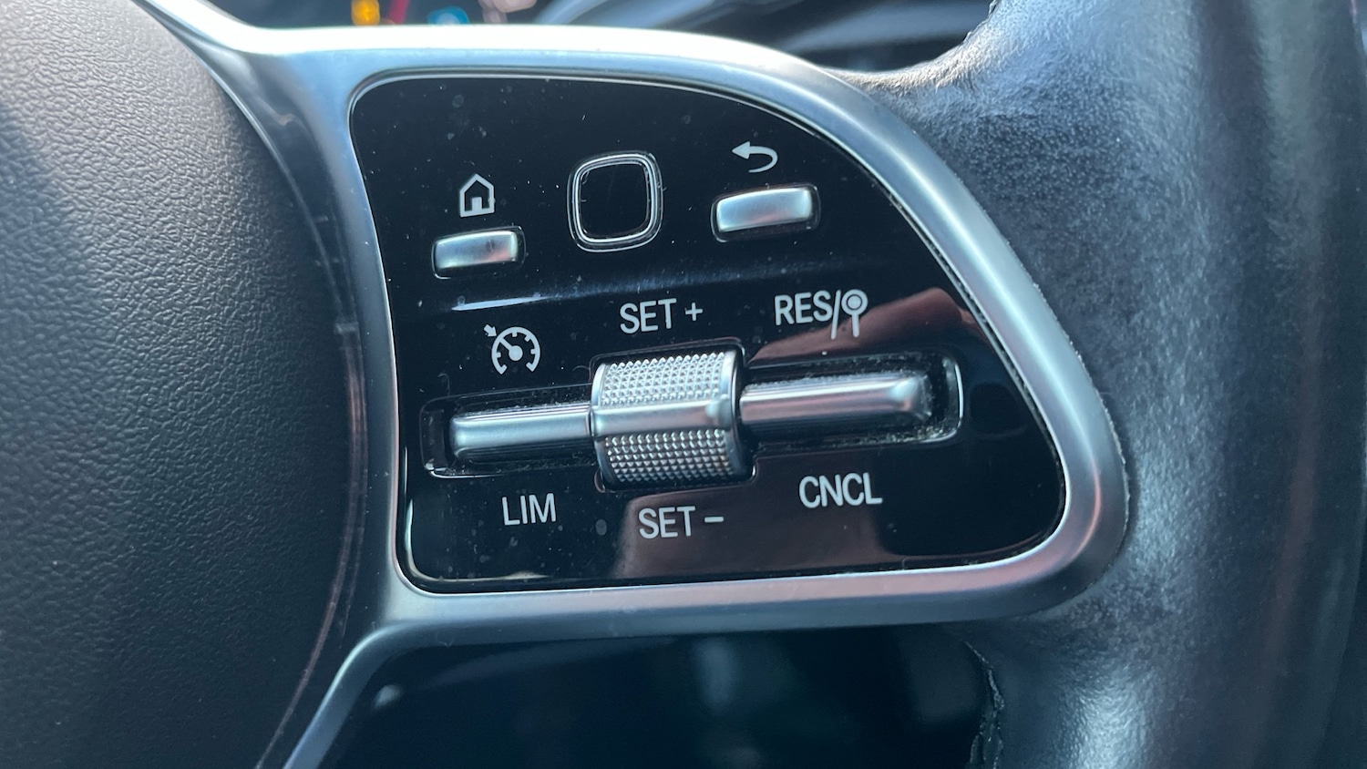 Used Mercedes-Benz A-Class 2021 for sale - 76963210: Photo 32