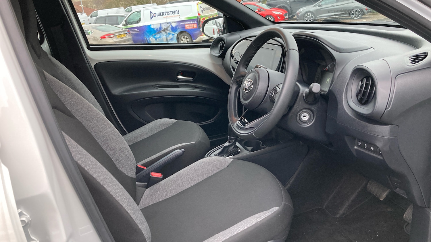 Used Toyota Aygo X 2025 for sale - 77282909: Photo 11