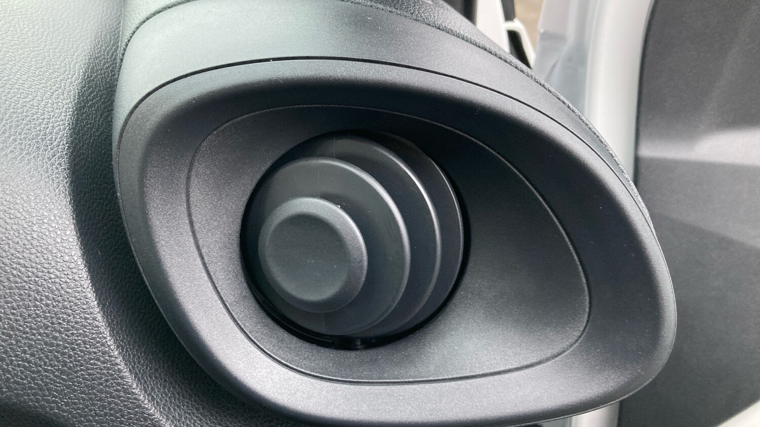 Used Toyota Aygo X 2025 for sale - 77282909: Photo 31