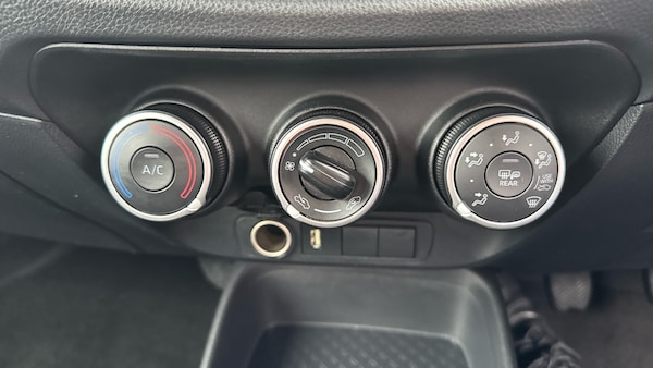 Used Toyota Aygo X 2023 for sale - 76184307: Photo 29