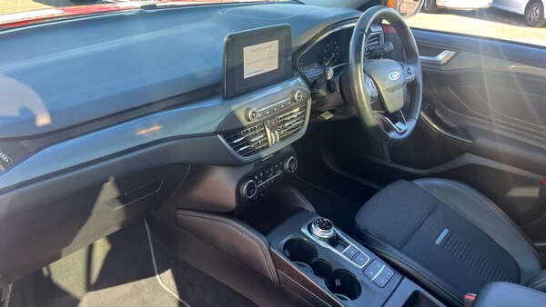 Used Ford Focus 2020 for sale - 76205974: Photo 9