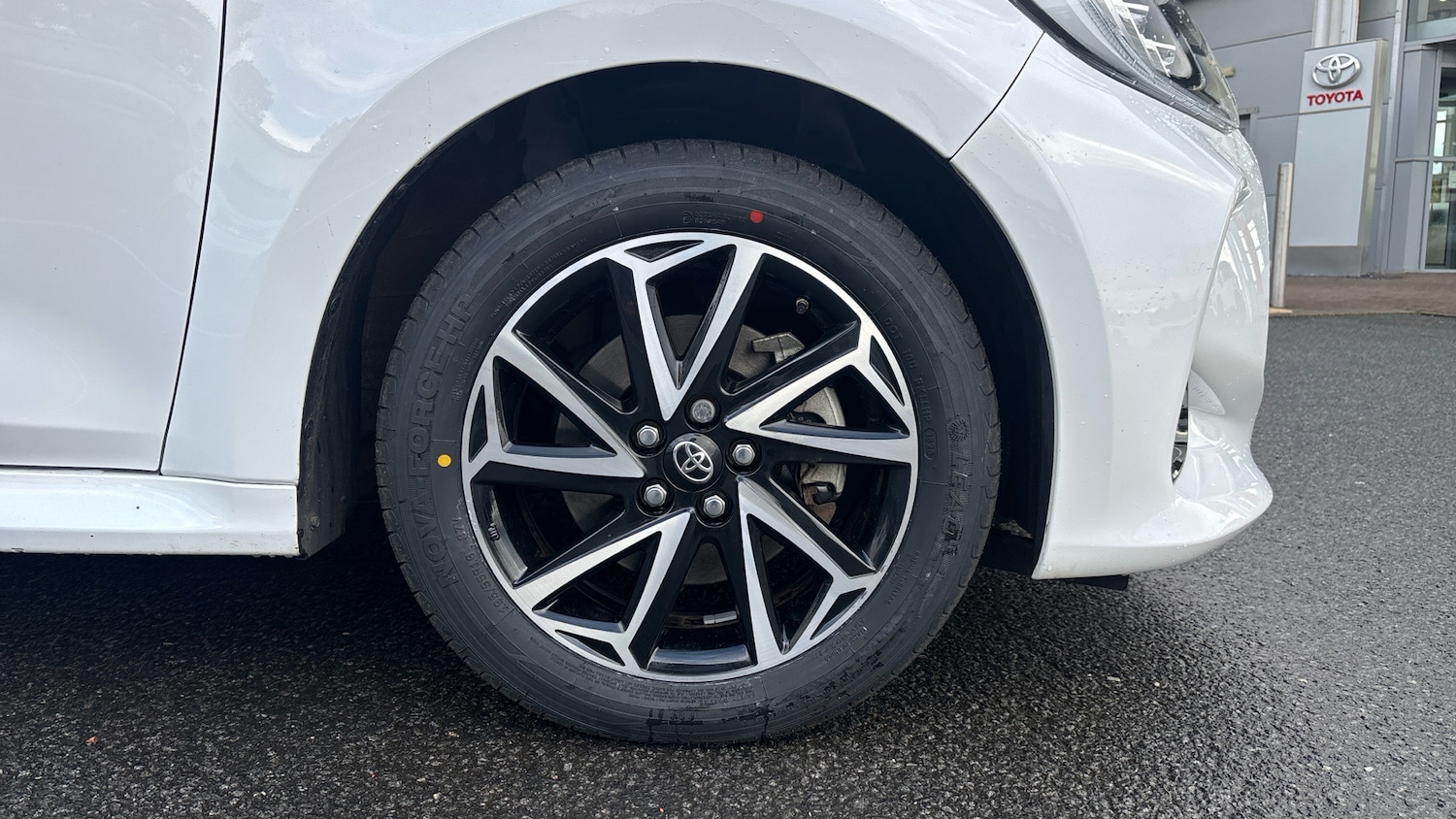 Used Toyota Yaris 2022 for sale - 76616354: Photo 18