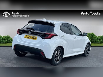 Used Toyota Yaris 2022 for sale - 76616354: Photo
