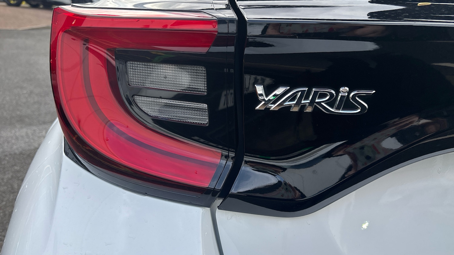 Used Toyota Yaris 2022 for sale - 76616354: Photo 41