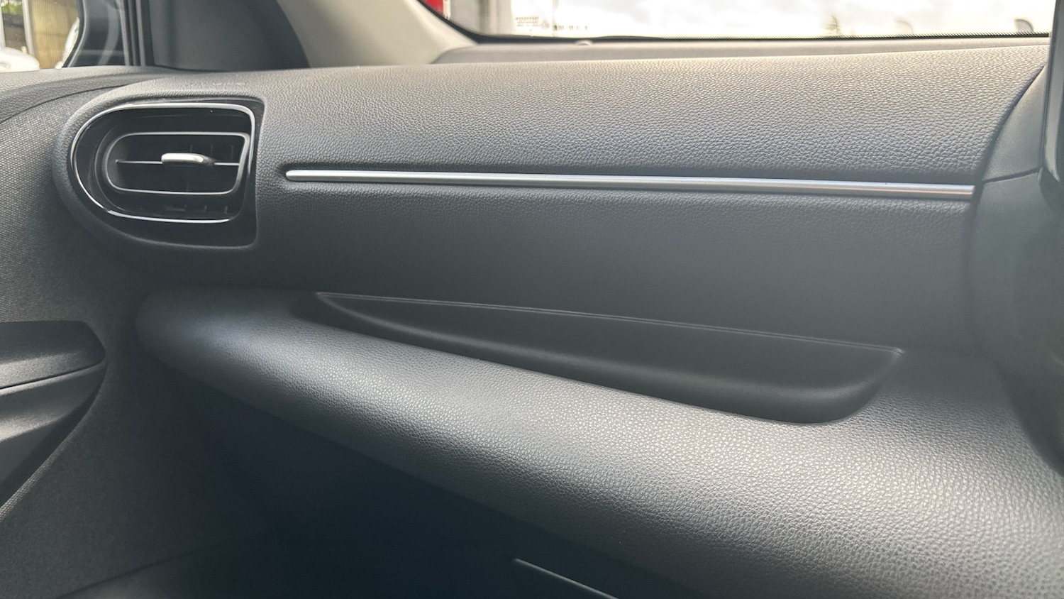 Used Toyota Yaris 2022 for sale - 76616354: Photo 45