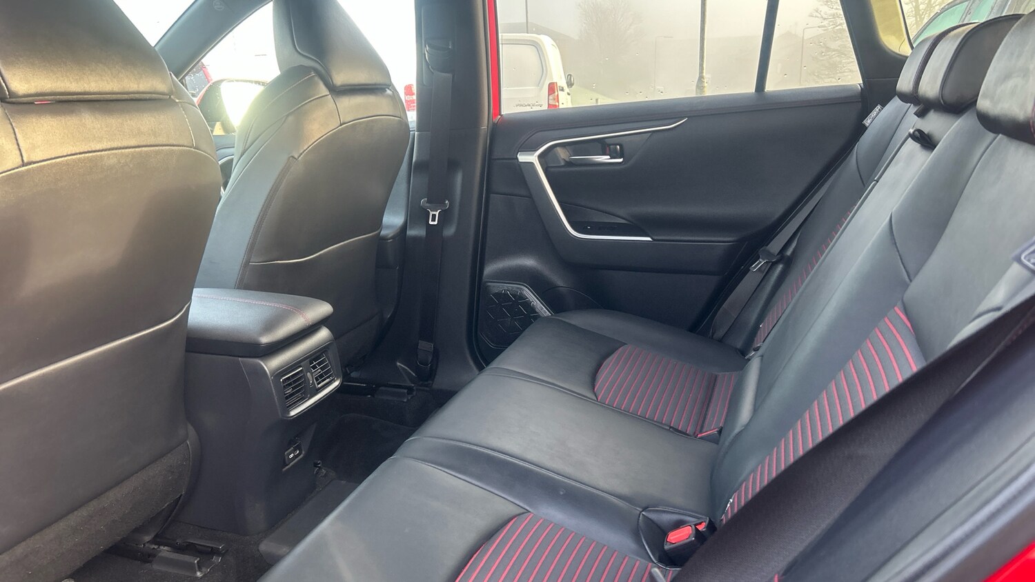 Used Toyota RAV4 2022 for sale - 76984630: Photo 13