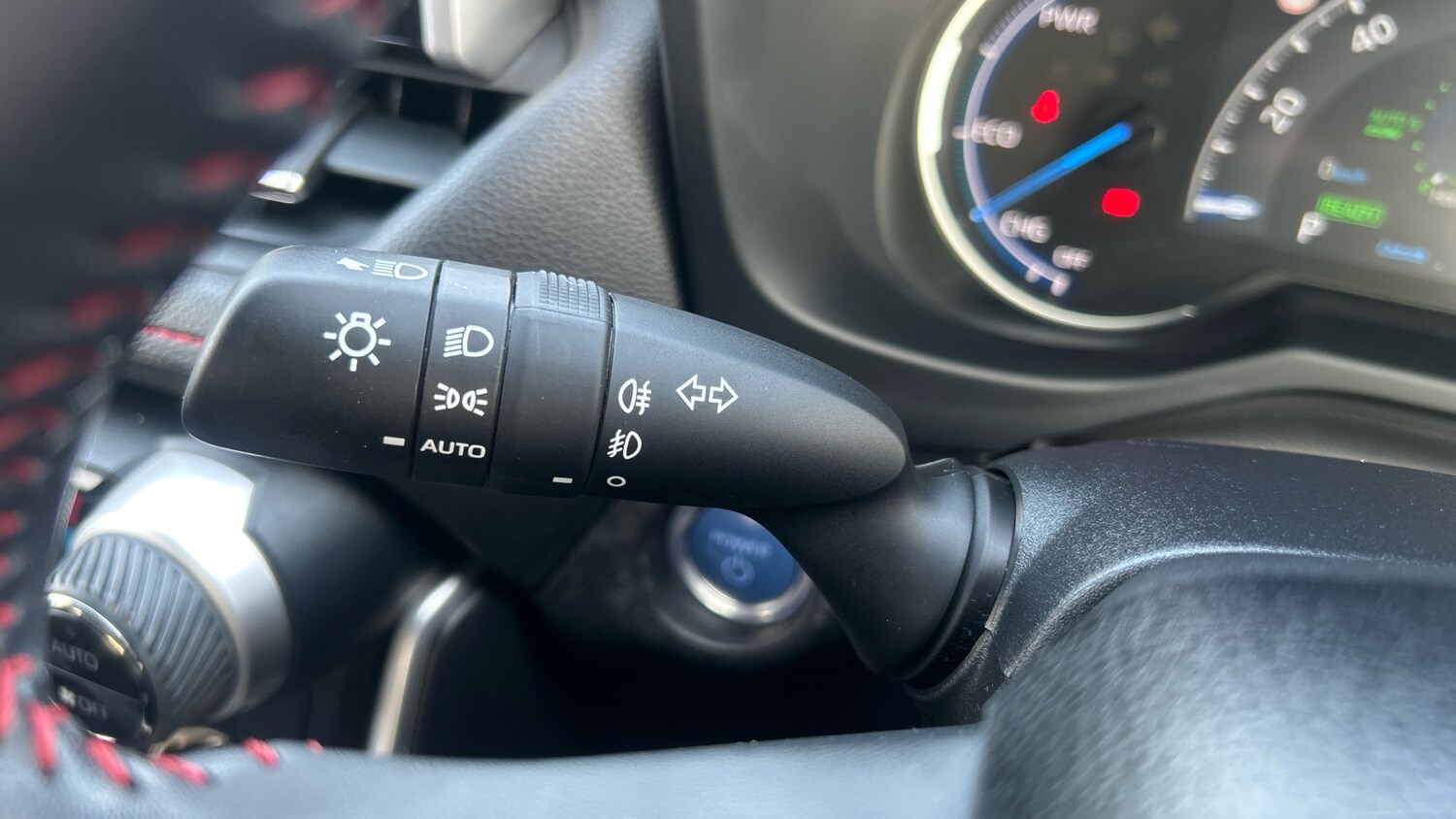 Used Toyota RAV4 2022 for sale - 76984630: Photo 40