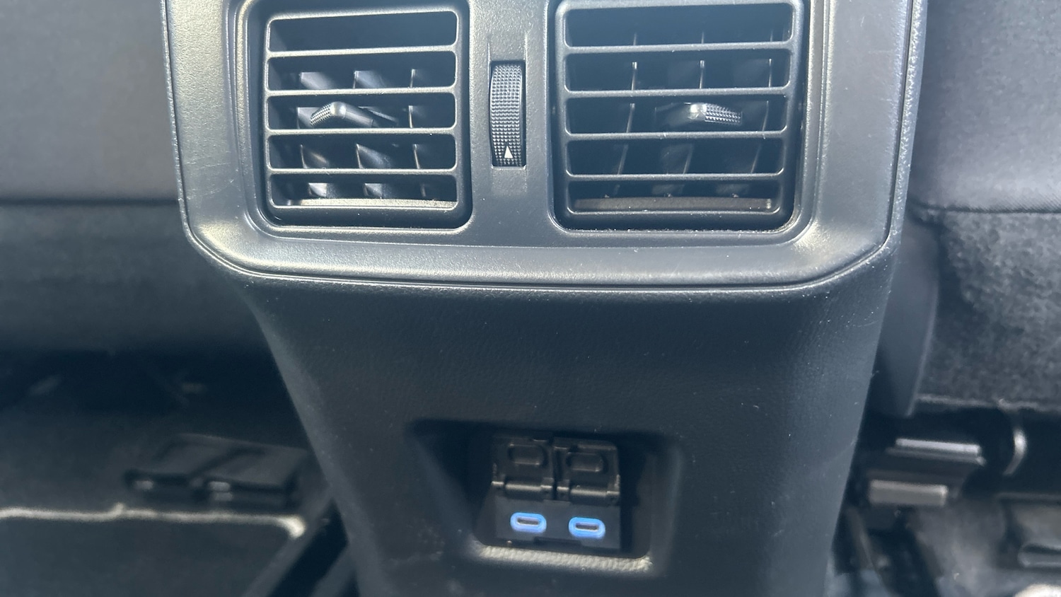 Used Toyota RAV4 2022 for sale - 78080522: Photo 28