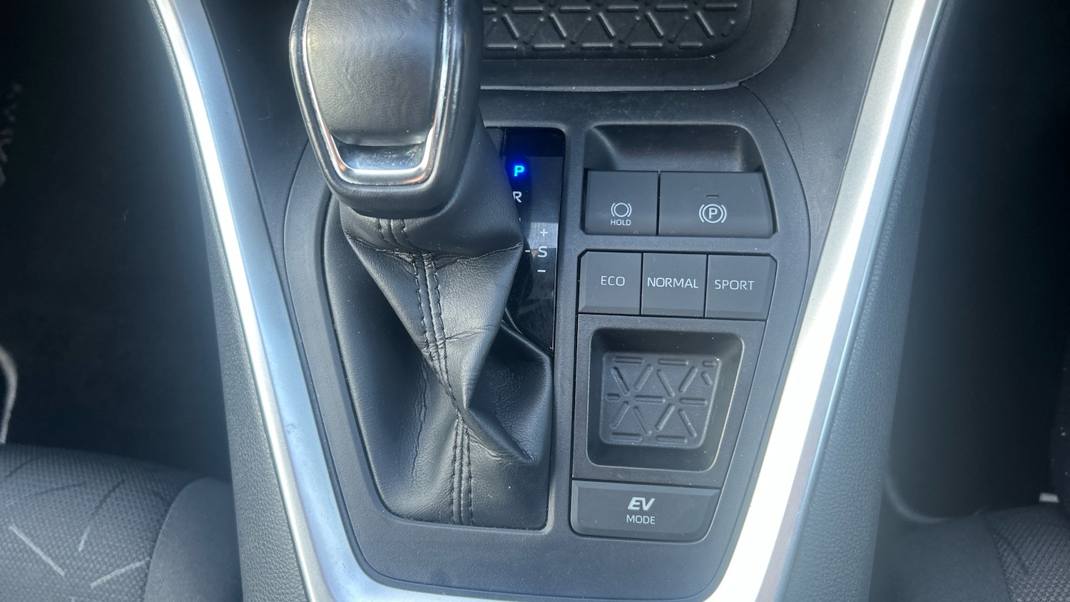 Used Toyota RAV4 2022 for sale - 78080522: Photo 43