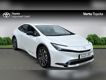 2025 (25) - 1.8 VVTi Plug-in Excel 5dr CVT Hatchback