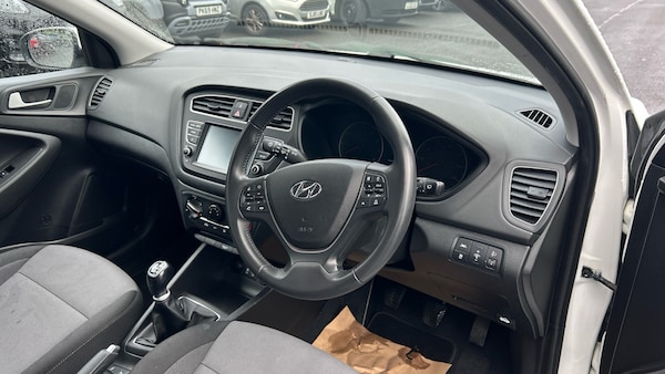 Used Hyundai i20 2018 for sale - 76321678: Photo 11