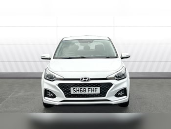Used Hyundai i20 2018 for sale - 76321678: Photo 3