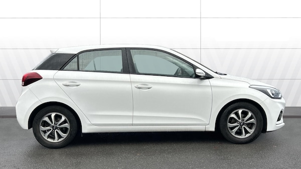Used Hyundai i20 2018 for sale - 76321678: Photo 5