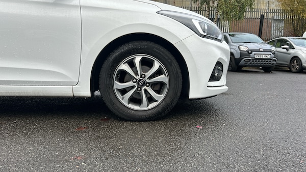 Used Hyundai i20 2018 for sale - 76321678: Photo 7