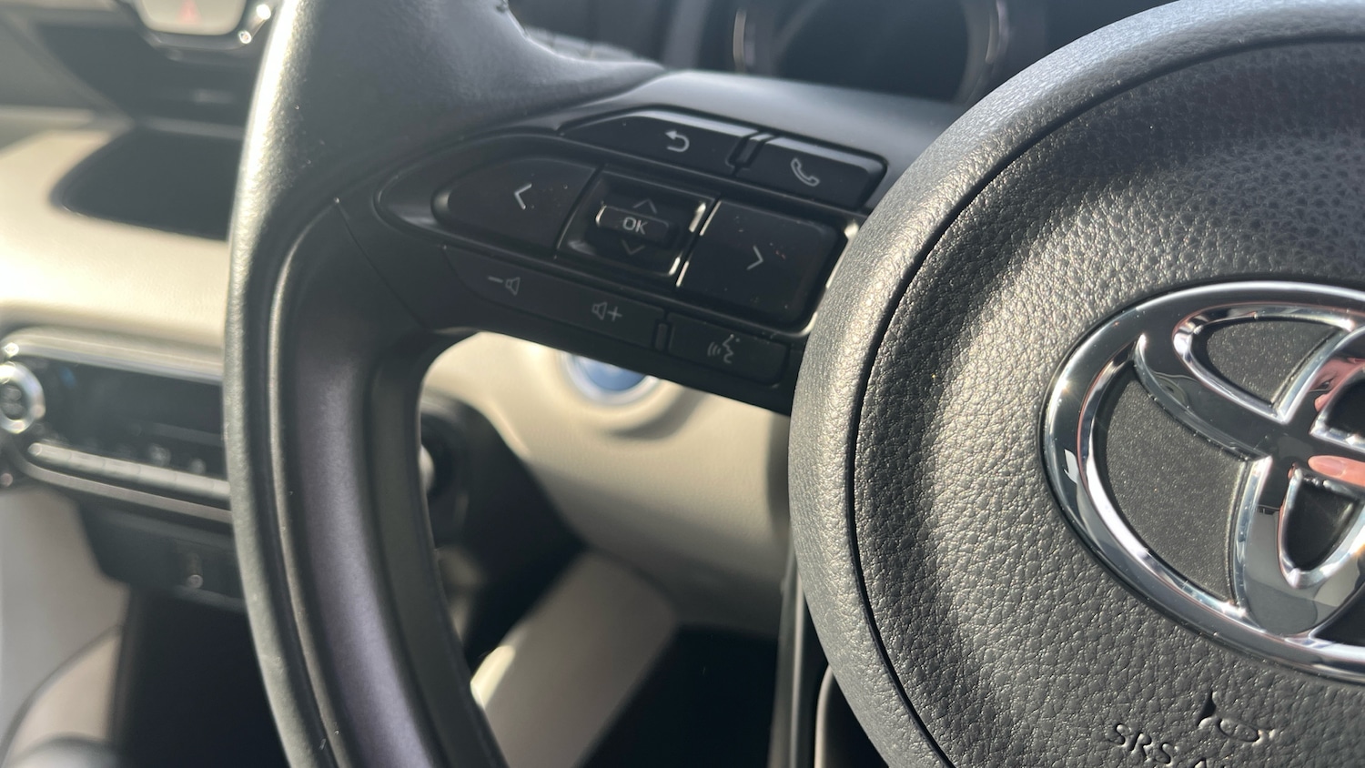 Used Toyota Yaris 2021 for sale - 76354901: Photo 33