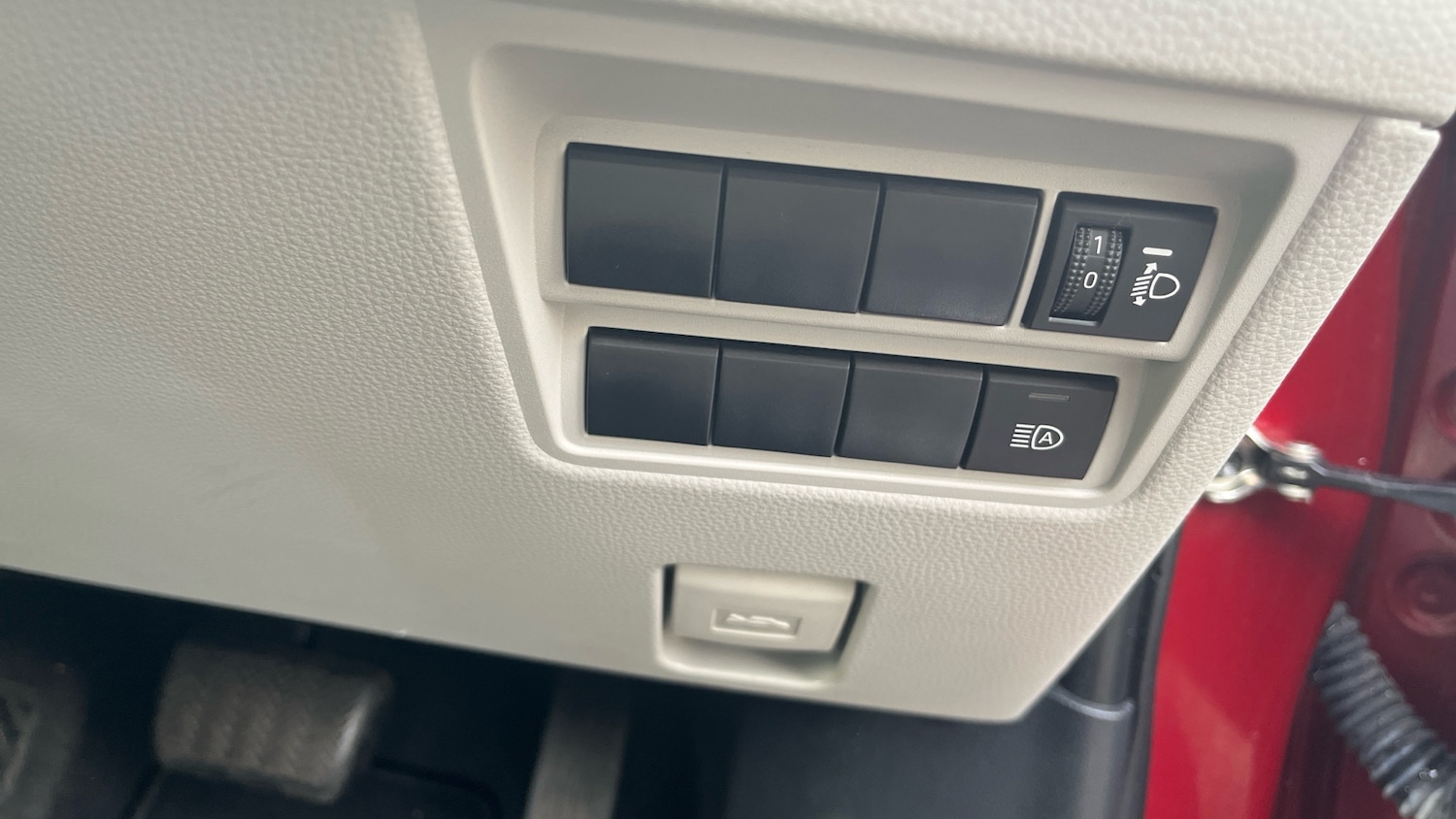 Used Toyota Yaris 2021 for sale - 76354901: Photo 35