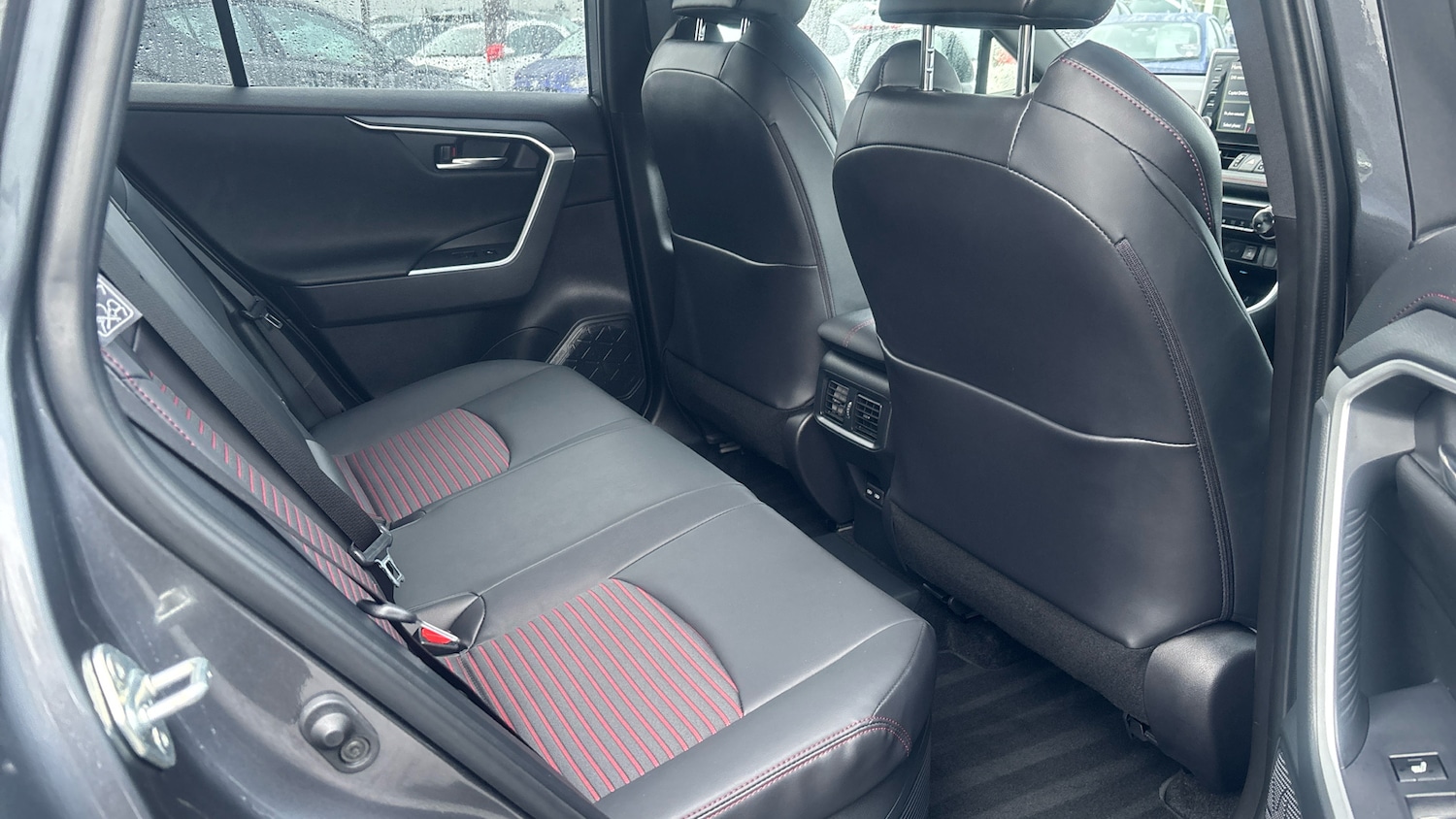 Used Toyota RAV4 2022 for sale - 77708221: Photo 12