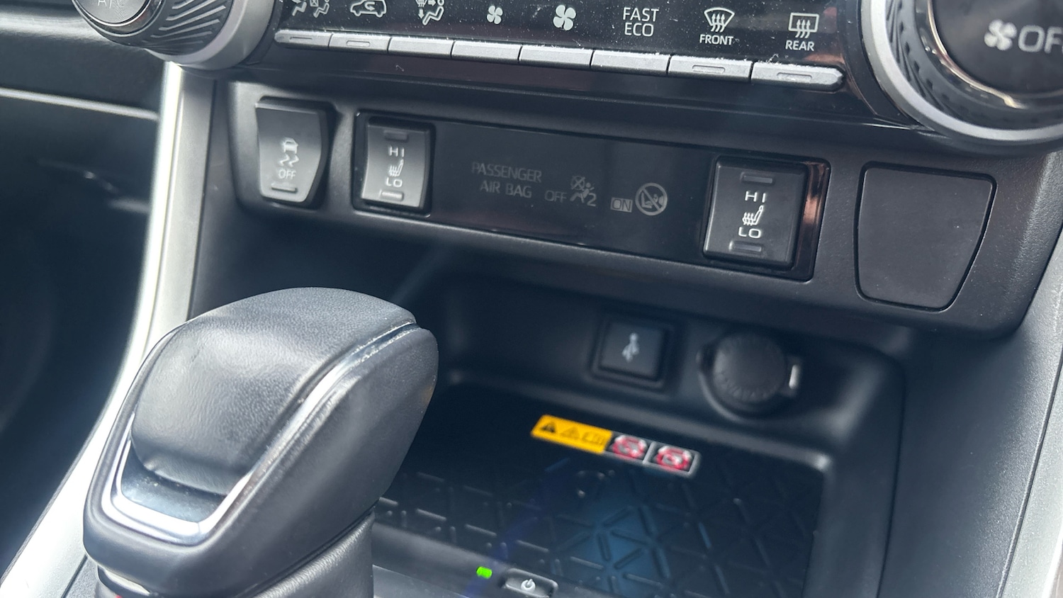 Used Toyota RAV4 2022 for sale - 77708221: Photo 29