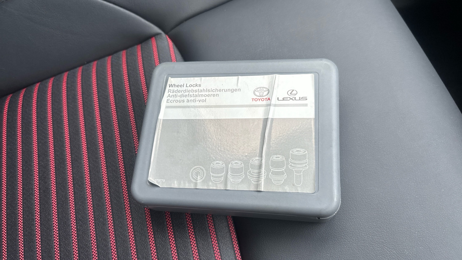 Used Toyota RAV4 2022 for sale - 77708221: Photo 32