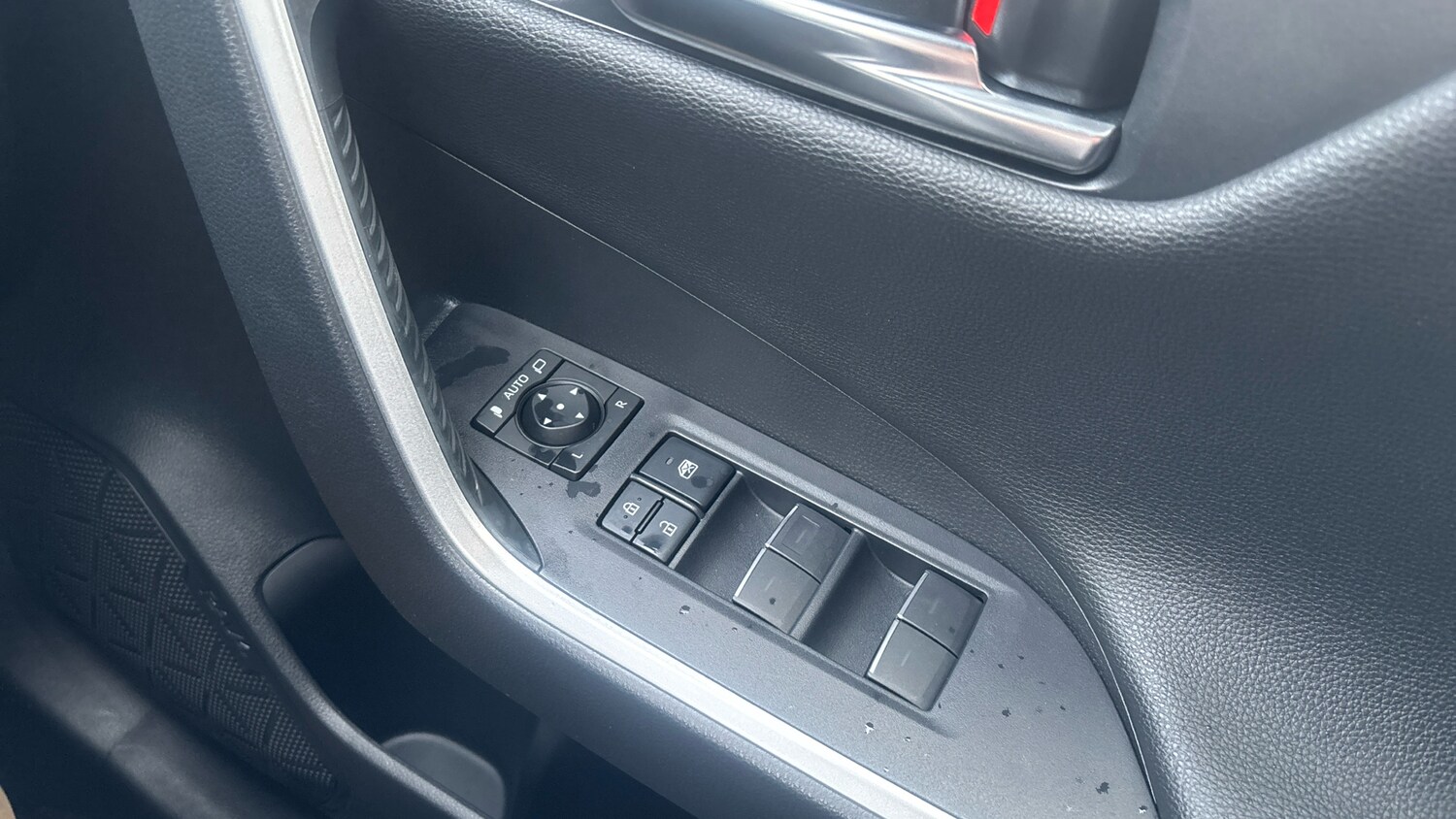 Used Toyota RAV4 2022 for sale - 77708221: Photo 34