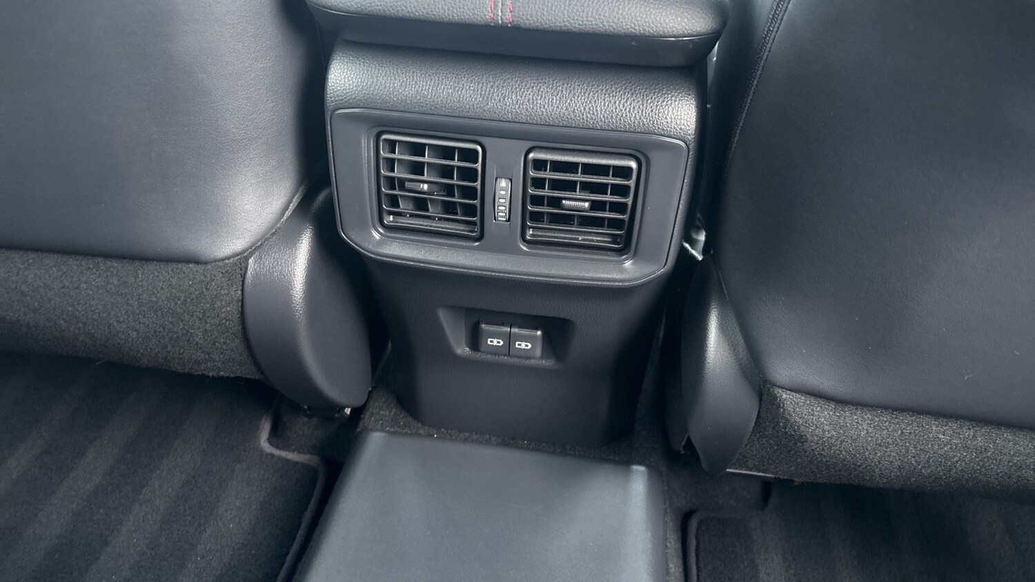 Used Toyota RAV4 2022 for sale - 77708221: Photo 36