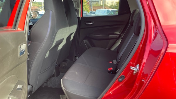 Used Suzuki Swift 2019 for sale - 76234563: Photo 16
